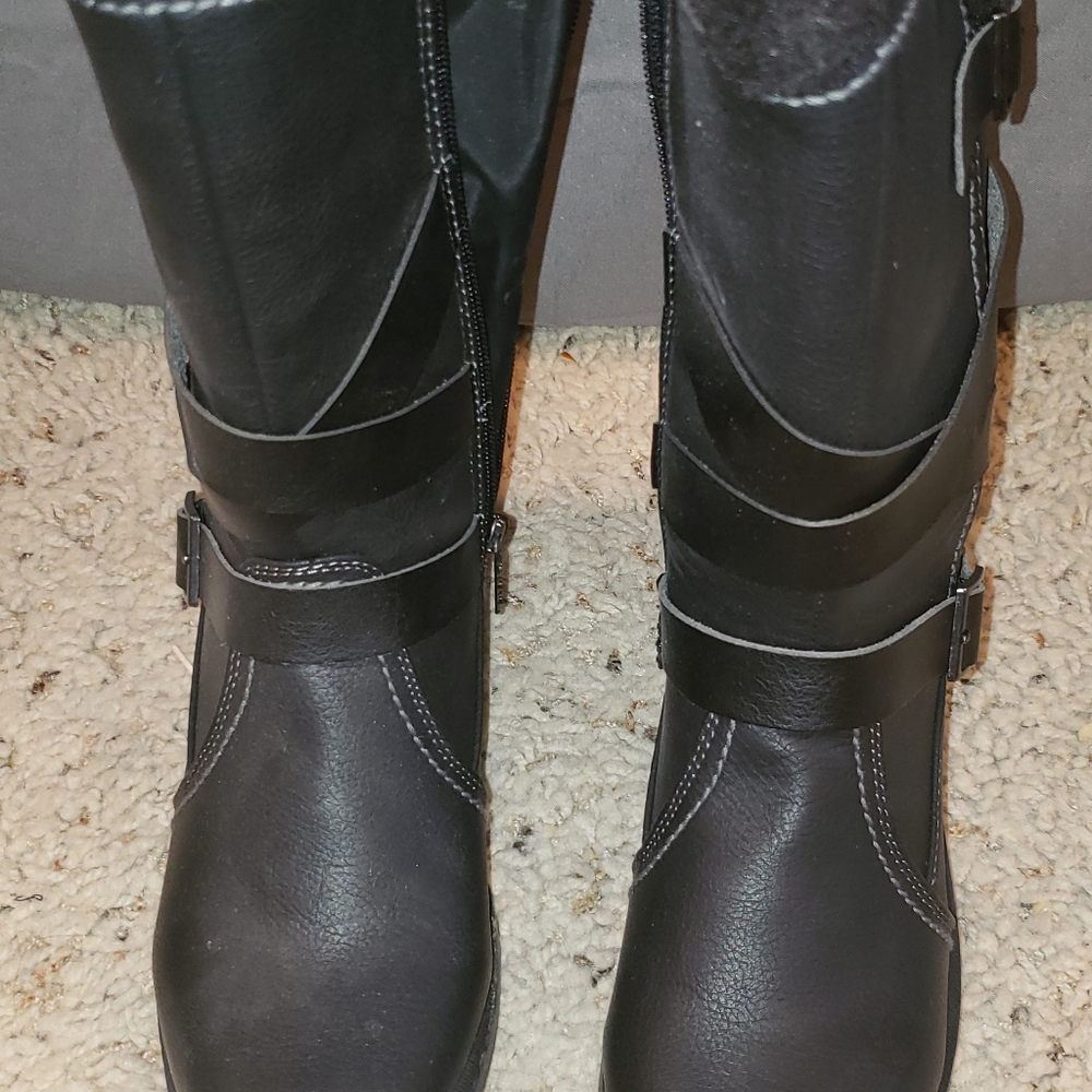 Totes Boots